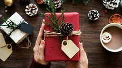Co darovat k Vánocům? Zde je 10 originálních dárků, které se skutečně využijí.