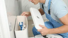 Nekonečné splachování a hučení v nádržce WC - příčiny a řešení